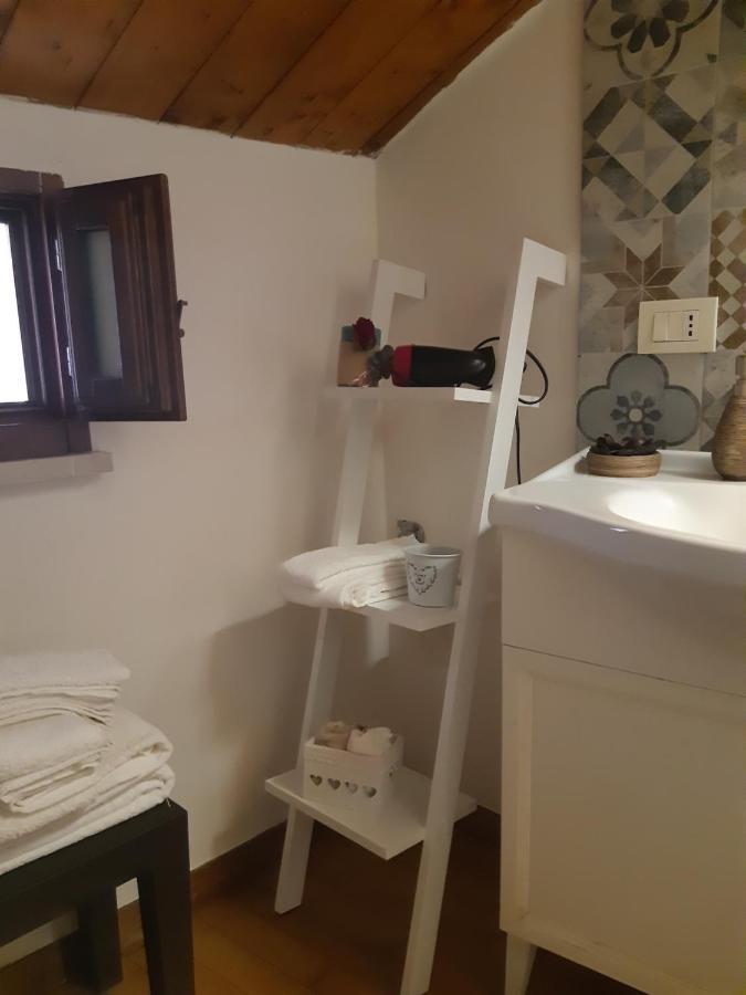 La casetta nel claustro Altamura Esterno foto