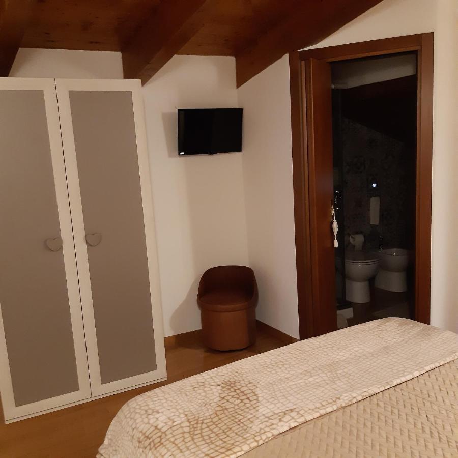 La casetta nel claustro Altamura Esterno foto