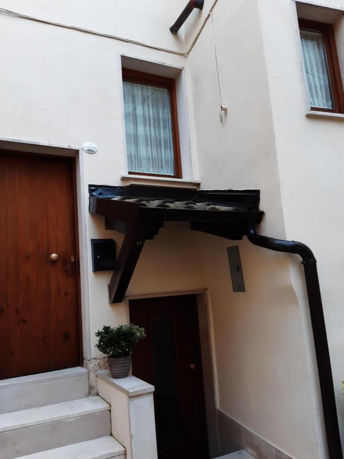 La casetta nel claustro Altamura Esterno foto